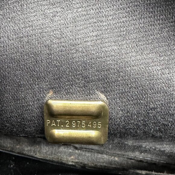 Vintage Purse Black Patent Shoulder Bag Bow Gold Metal Clasp Mid Century Retro - Picture 5 of 15